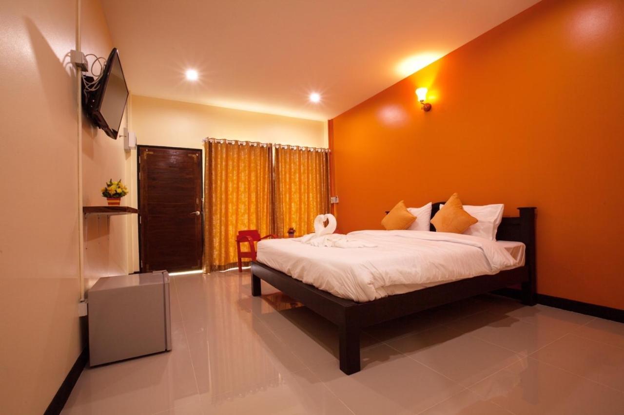 โรงแรมบ้านมะกรูด Baan Ma Grood Hotel Phayao Exterior photo